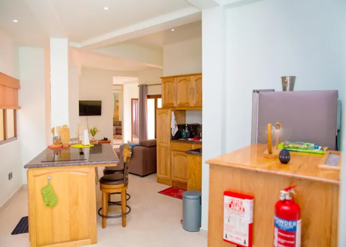 Charming With Mountain View, Au Cap, 70 M² Appartement Anse aux Pins